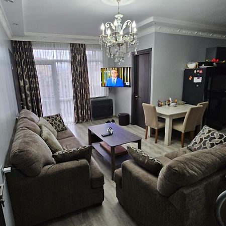 Apartment Irina Batumi Eksteriør billede